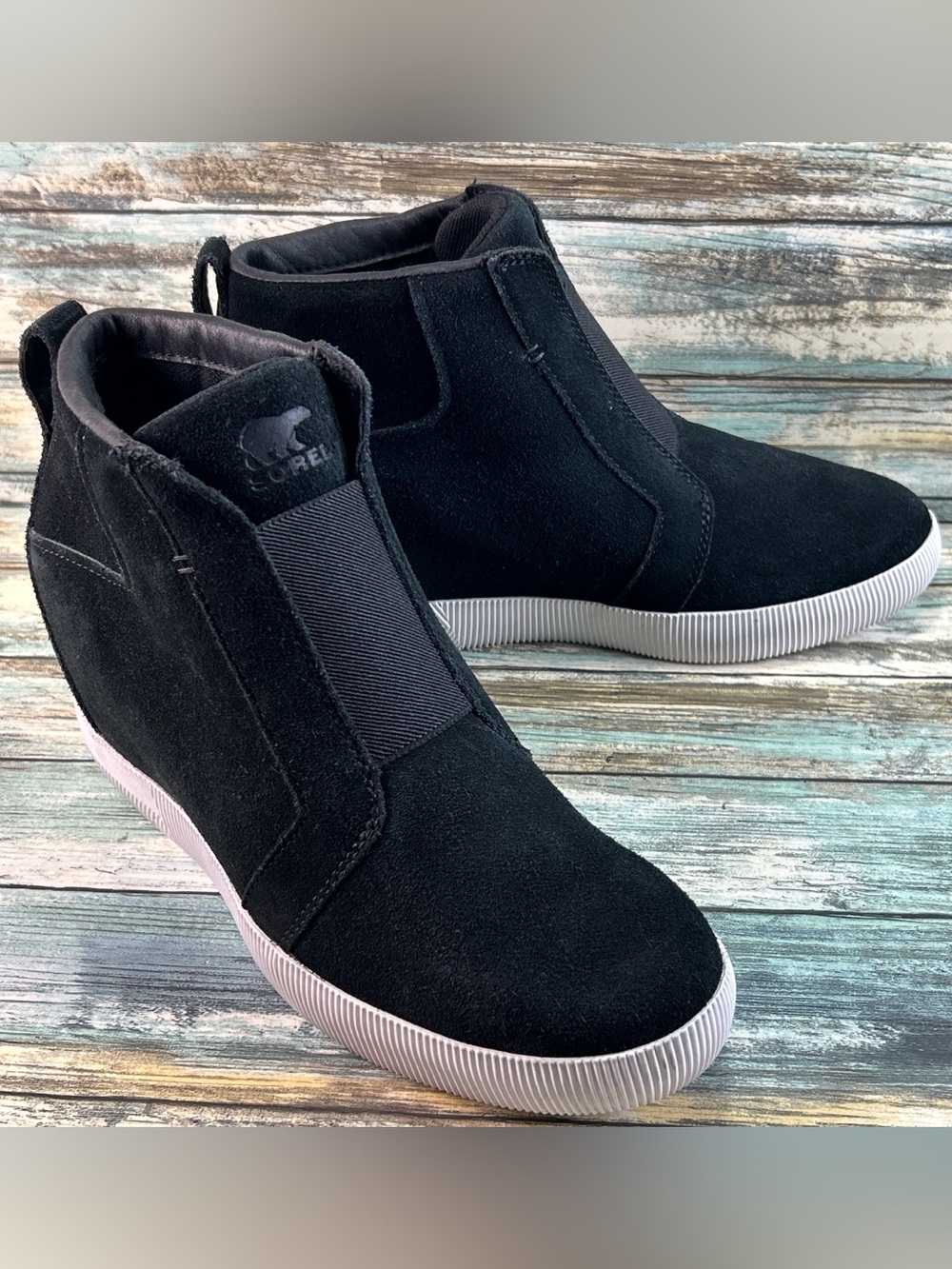SOREL Out N About Hidden Wedge Bootie 8.5 Slip On Casual Sneaker Black Suede